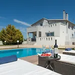 Muthee Luxurious Private *