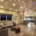 Muthee Luxurious Private