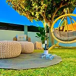 Muthee Luxurious Private Villa Laganas
