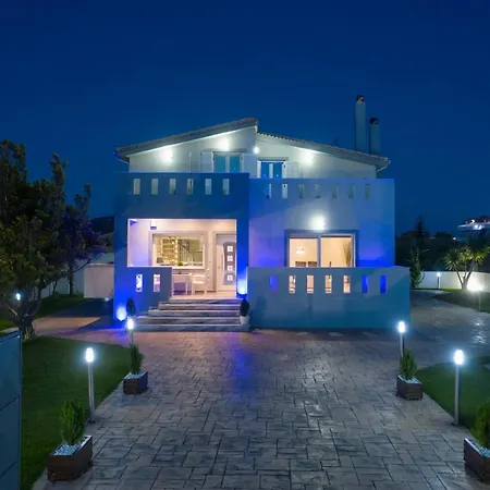 Muthee Luxurious Private Villa Laganas