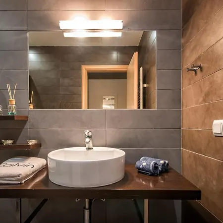 Muthee Luxurious Private * Λαγανάς