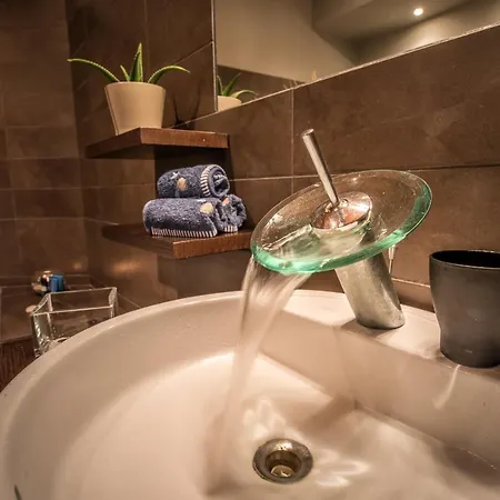 Muthee Luxurious Private וילה לגאנאס