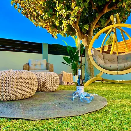 Muthee Luxurious Private Βίλα Λαγανάς