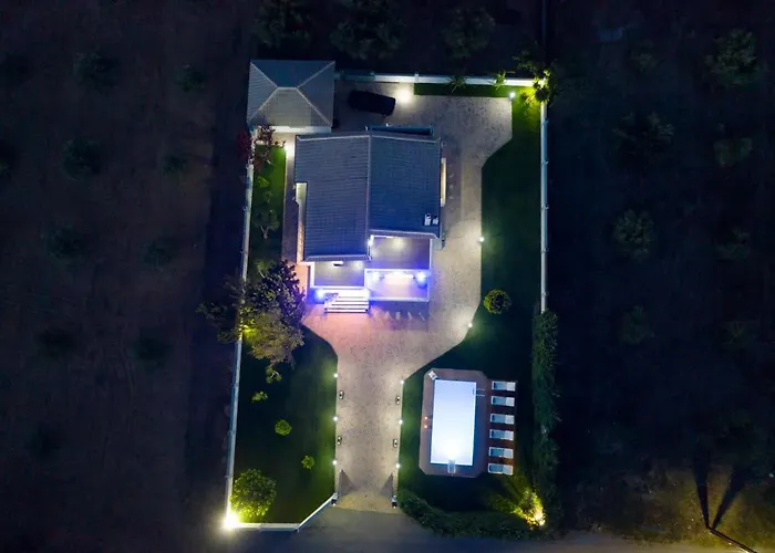 Muthee Luxurious Private Villa