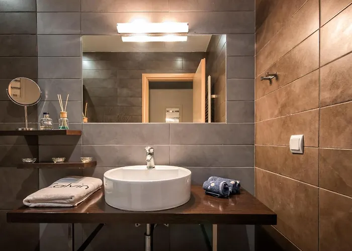 Muthee Luxurious Private * Laganas
