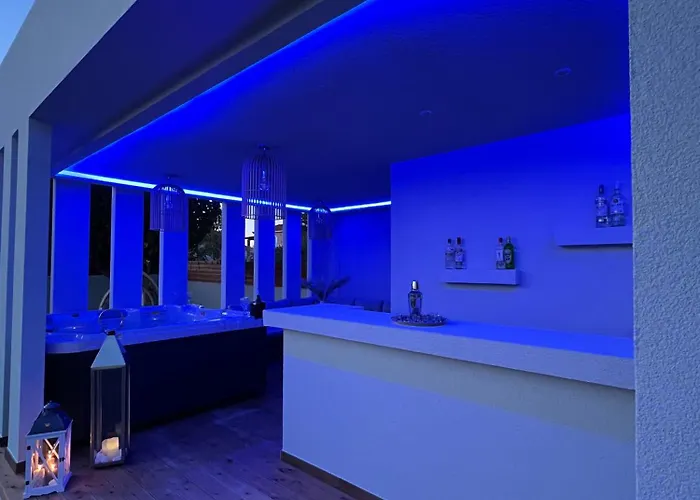 Muthee Luxurious Private *