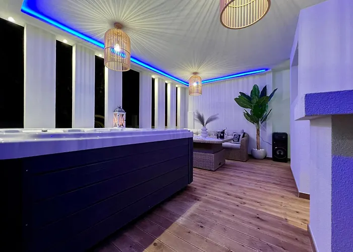 Villa Muthee Luxurious Private