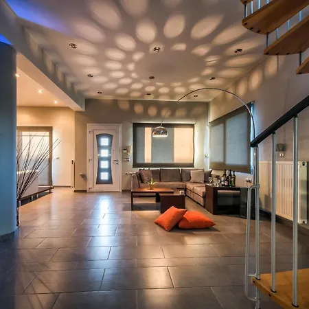 Muthee Luxurious Private Villa Laganas