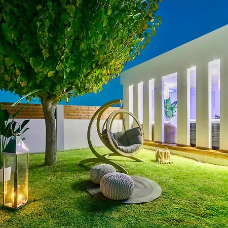 Muthee Luxurious Private