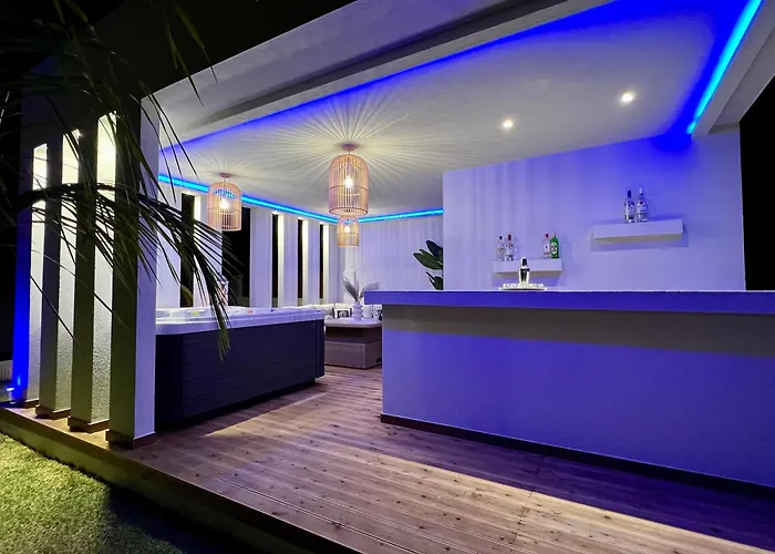 Muthee Luxurious Private Вилла